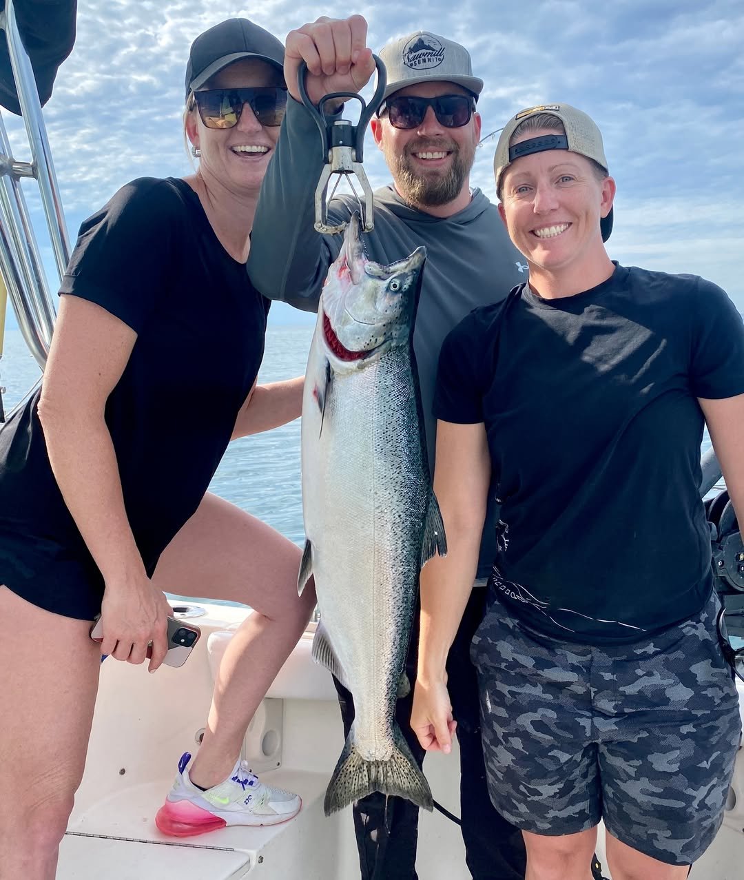 Sunrise Salmon & Trout Fishing Escape — Salmon Limited Sportfishing Niagara – Salmon Limited Sportfishing Niagara